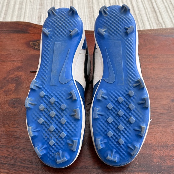 Nike Air Jordan Royal Blue and White Cleats - Picture 5 of 6